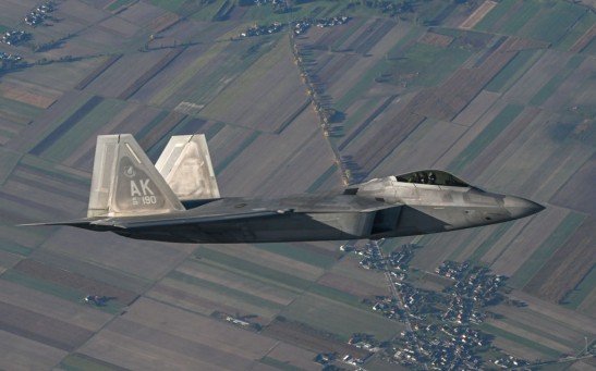 Fighter Jet Seemingly Disappears After Activating 'Cloaking Device' Midair in