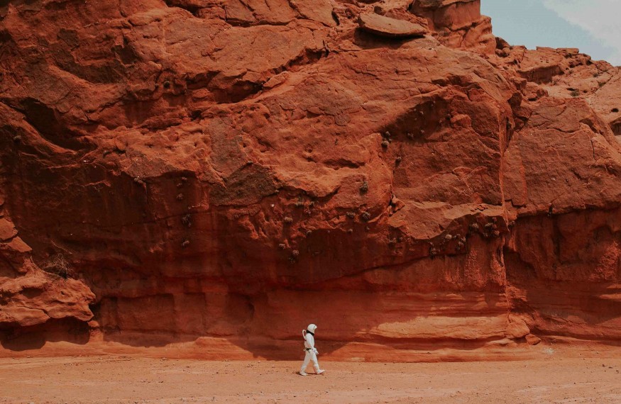 Astronaut in Mars