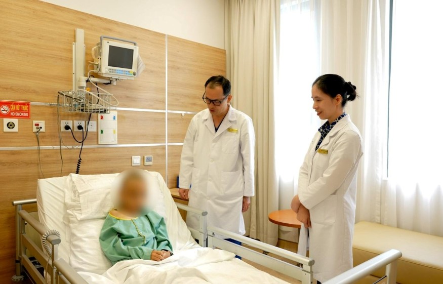 Vinmec performed Vietnam's first pediatric epilepsy surgery using AutoGuide robotics.