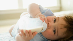 How Do Hospitals Warm Baby Bottles? A Parent's Guide