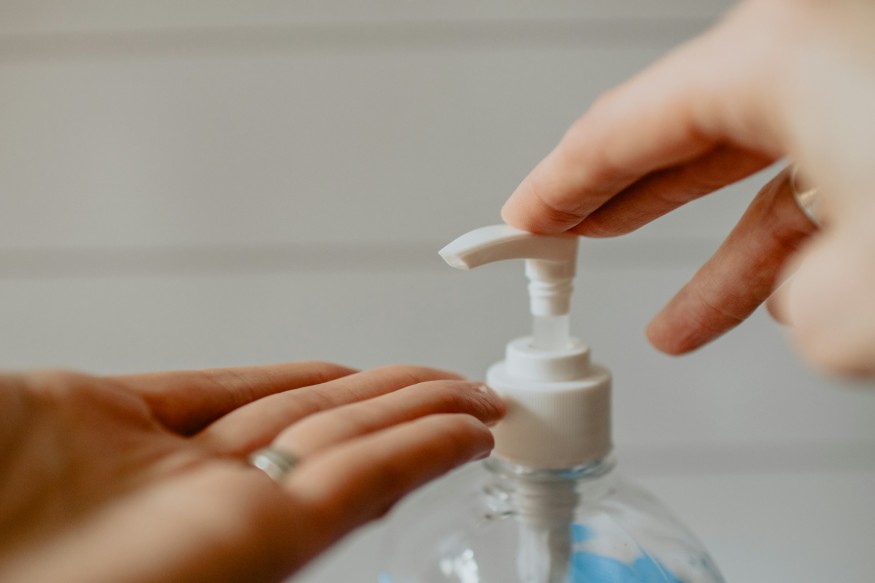 The Norovirus Variant That Stumps Hand Sanitizer Is Surging Through