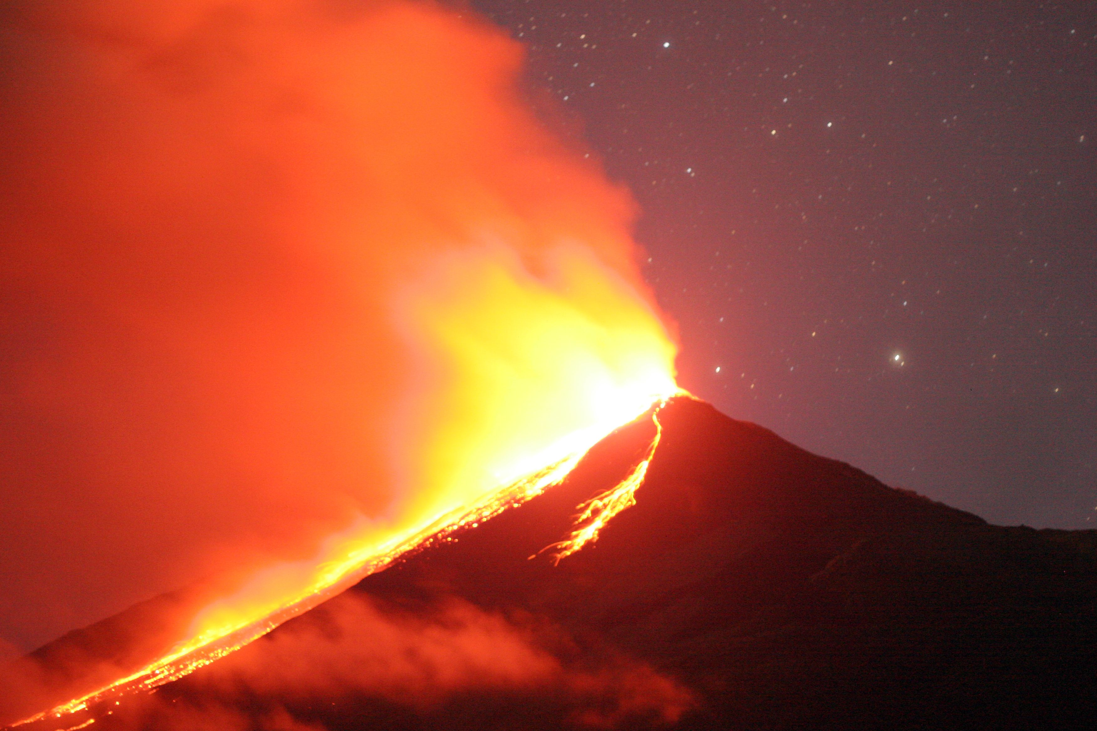 Ancient 'Supervolcano' Hidden Beneath England May Be Linked to a Massive Ordovician Eruption