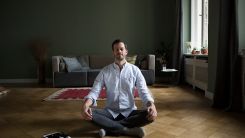 Top 4 Meditation Apps for Quarantine