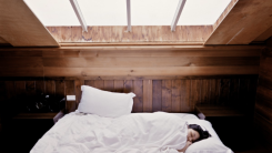 How REM Sleep and Appetite Are Connected