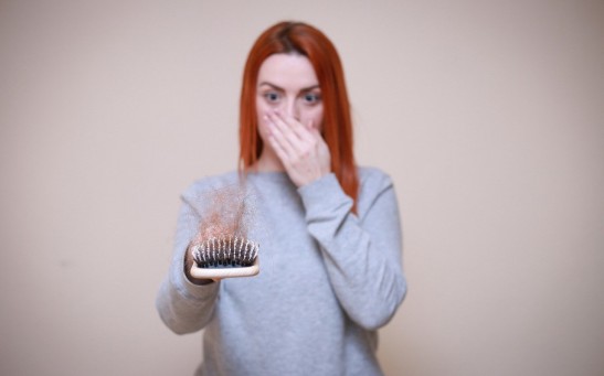 5 Lifestyle Changes To Make To Prevent Hair Loss