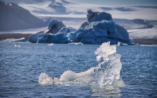 an-ice-on-the-sea-6270210