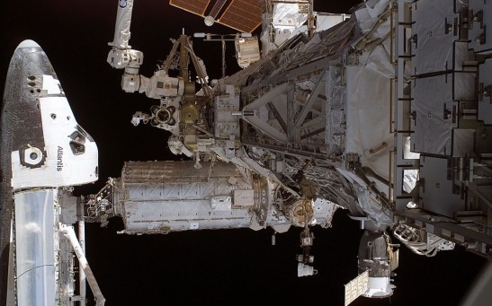 Atlantis Reaches Space Station