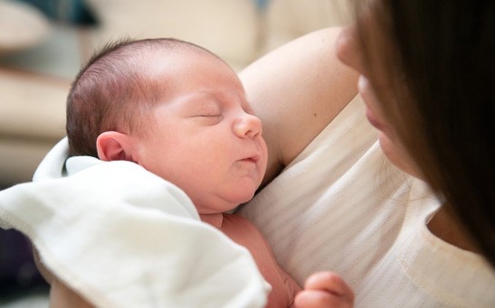 Harmless Head Bobbing in Newborn Infants a Sign of Severe Respiratory Distress, Expert Warns
