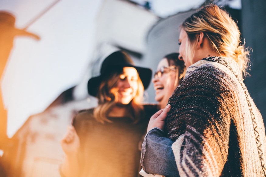 Psychologists Explained How Just Thinking About Traveling Can Make Us Happy