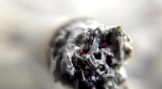 Smoking Linked to Cognitive Decline as More Middle-Aged Smokers Report Having Memory Loss, Confusion