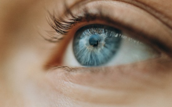 Man With Strange Pupils That Change in Sizes Diagnosed With Brain Tumor