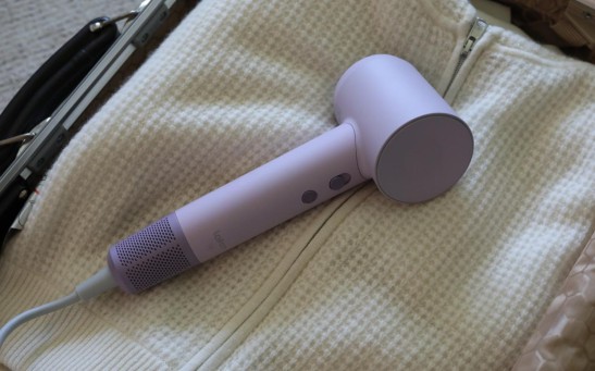 Your Vacation-Ready Laifen Swift Special Hair Dryer